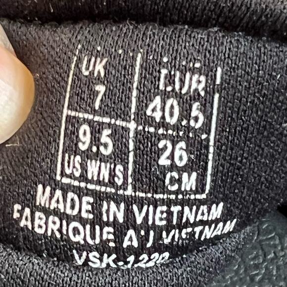 PUMA PLATFORM SLIDE SANDALS Women’s Size 9.5 380677-01 White/Black Chunky - Picture 10 of 10